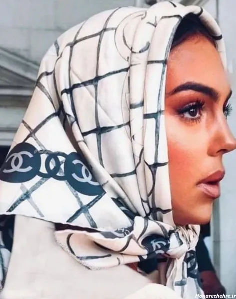 عکس جورجینا از نزدیک
