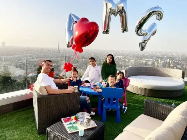  عکس تولد جورجینا روی برج خلیفه
