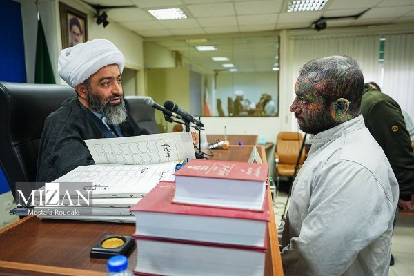  عکس تتلو و مادرش در دادگاه