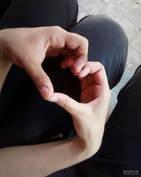  عکس دست نامزدی با حلقه طبیعی