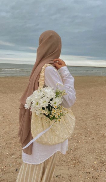  عکس دختر با حجاب عروسکی