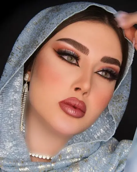 70 عکس میکاپ عربی عروس