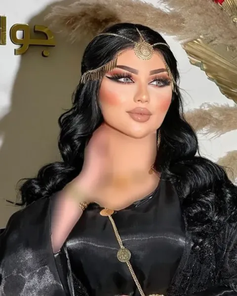 میکاپ عربی عروسکی