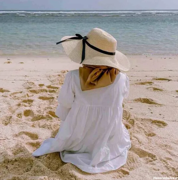  عکس زن کنار ساحل