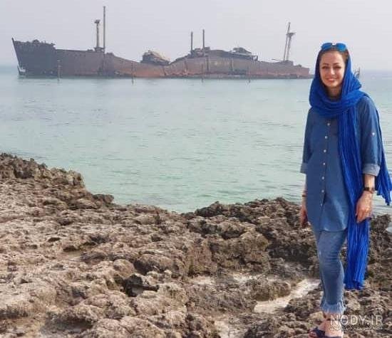  30 ژست عکس کنار دریا دونفره دخترانه