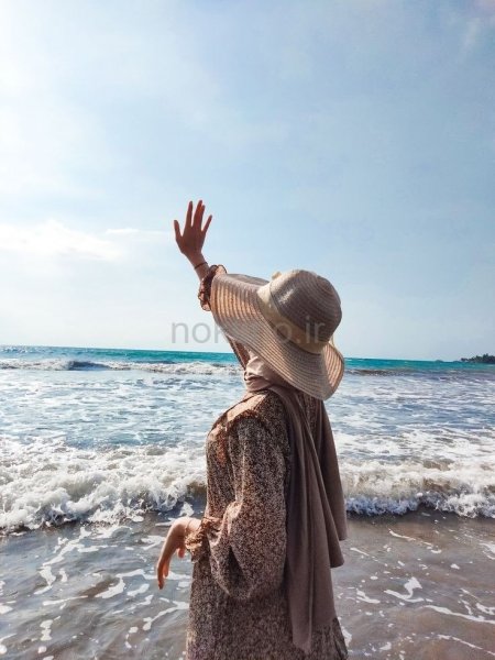  ژست عکس کنار دریا دخترانه