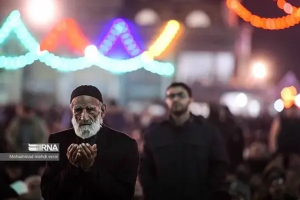  عکس از مسجد جمکران در شب نیمه شعبان