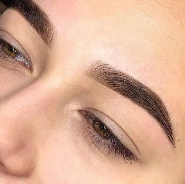  40 عکس مدل ابرو کوتاه جدید