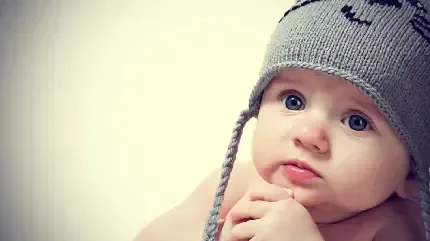  عکس پسر بچه خوشگل چشم رنگی