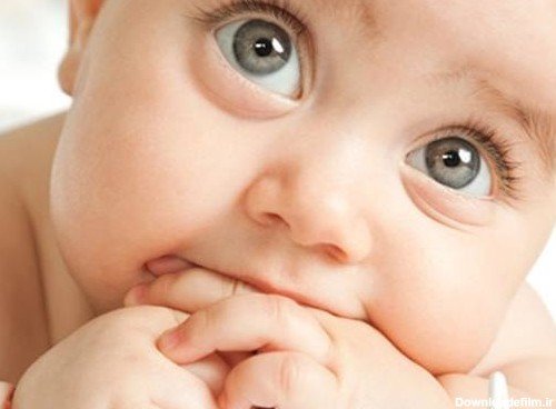  عکس بچه خوشگل چشم رنگی پسر بزرگ