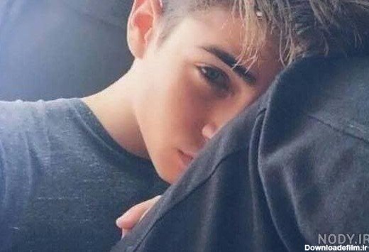  عکس بچه خوشگل چشم رنگی پسر بزرگ