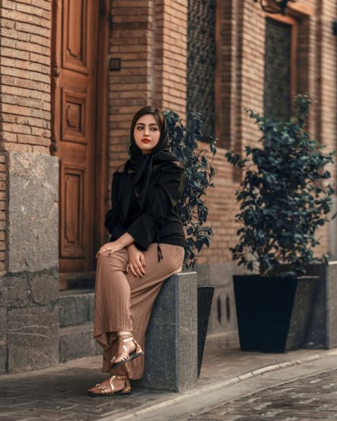  90 ژست عکس دخترانه لاکچری