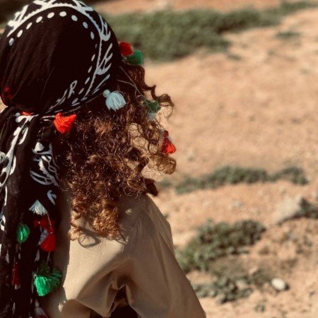  عکس دختر بدون چهره با گوشی
