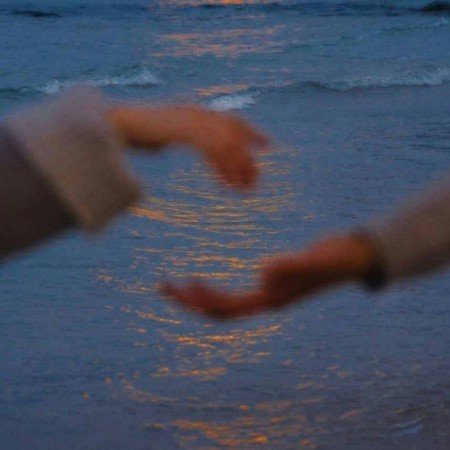  عکس دست دونفره عاشقانه واقعی