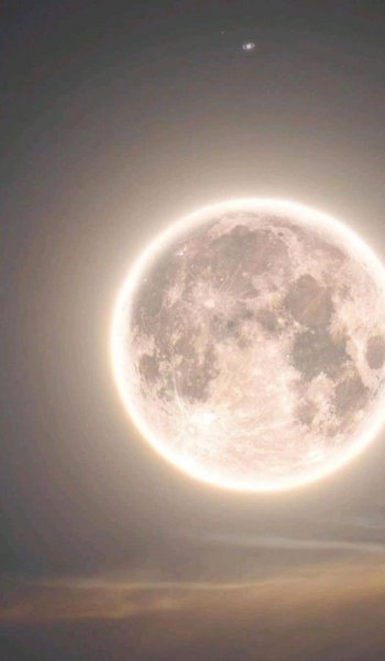  874 عکس های والپیپر ماه