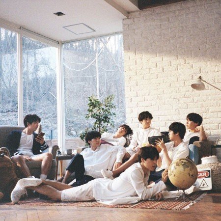  عکس بی تی اس بنفش