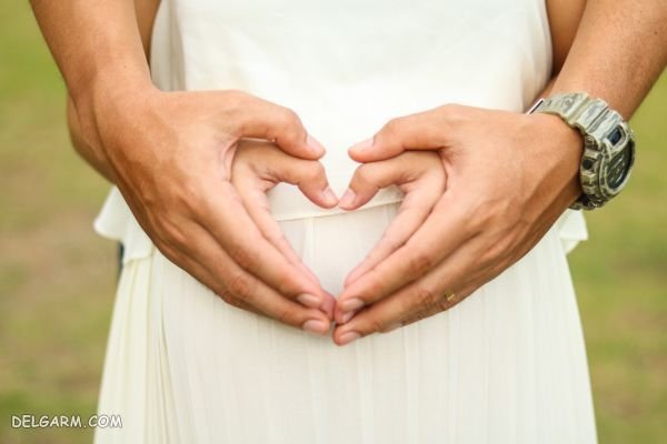  عکس زن حامله با همسرش عاشقانه