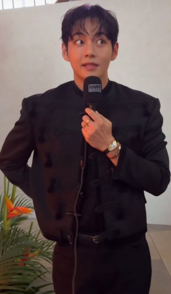  تصویر زمینه مشکی سه بعدی