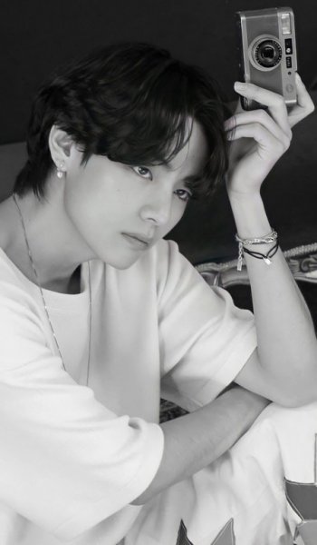  عکس تهیونگ و خواهرش