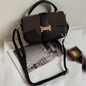 کیف زنانه لاکچری دیجی کالا