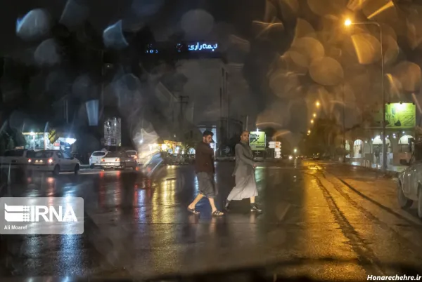 47 عکس باران در شب