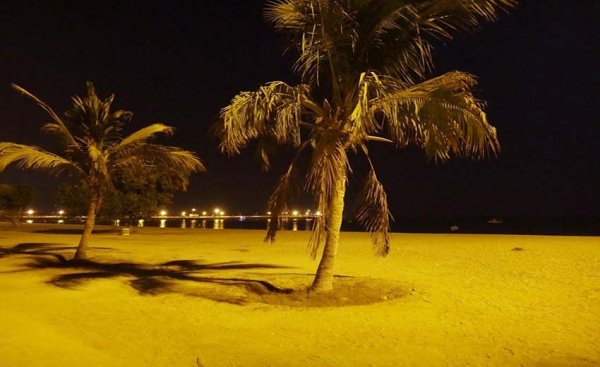  عکس ساحل کیش در شب