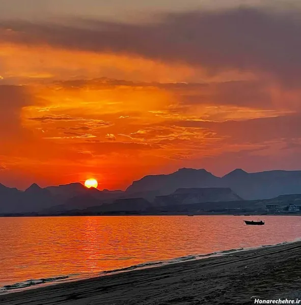  عکس ساحل قشم در شب