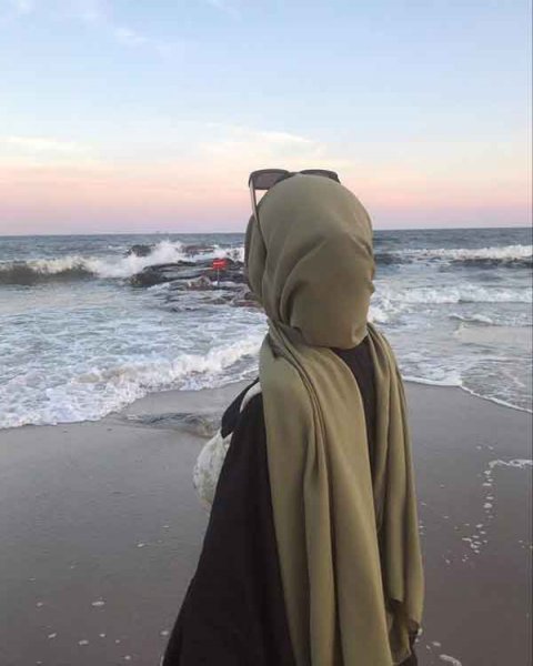  عکس دختر از پشت سر با حجاب