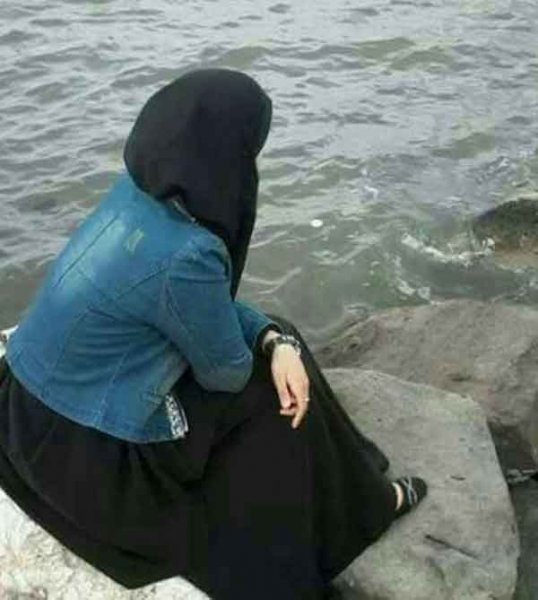  عکس دختر از پشت سر با حجاب