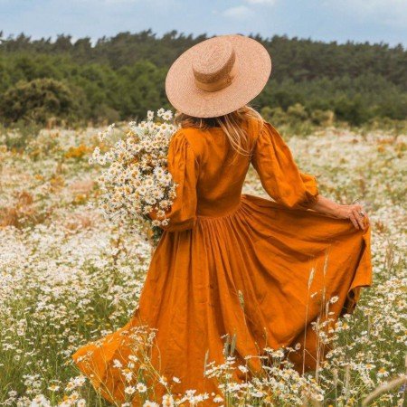  عکس دختر در طبیعت برای پروفایل