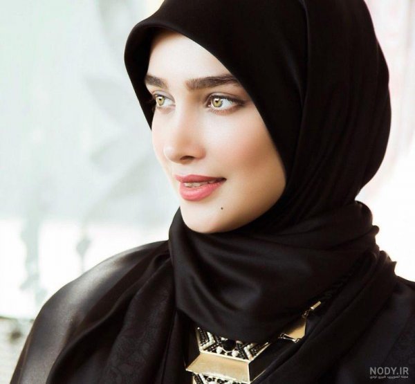  عکس دختر چشم آبی ایرانی با حجاب