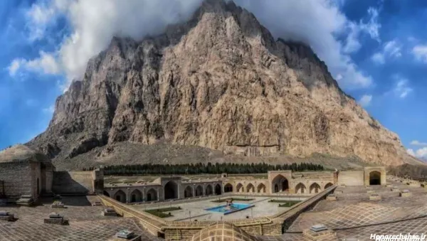  عکس کوه بیستون شیرین خفته
