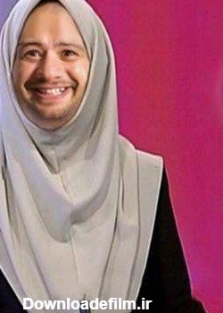  عکس دختر زشت با مقنعه