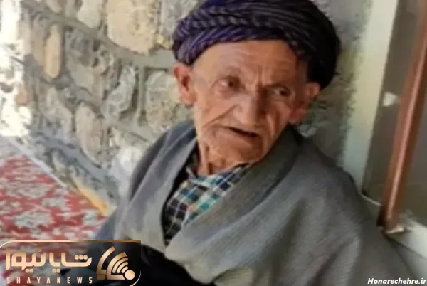 عکس پیرمرد غمگین