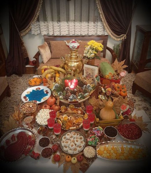  60 تزیین سفره شب یلدا لاکچری عروس