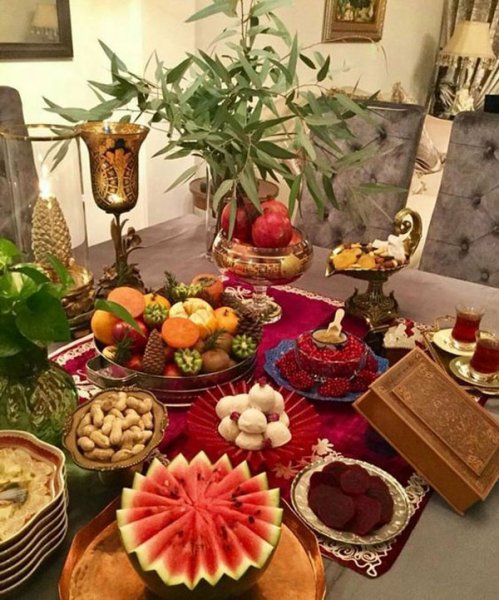  60 تزیین سفره شب یلدا لاکچری عروس