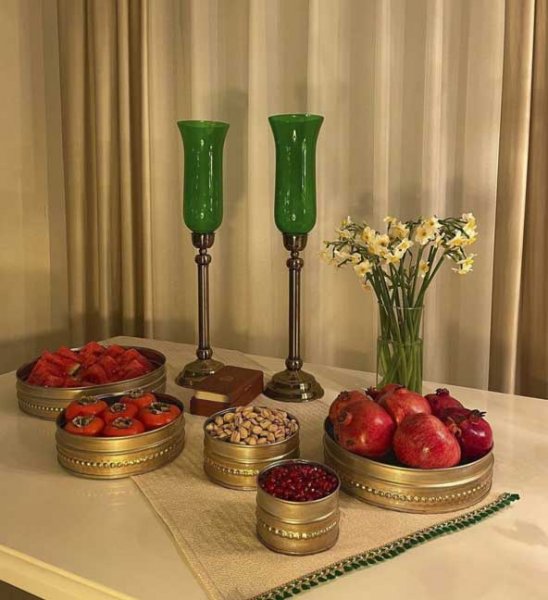  تزیین شب یلدا برای عروس جدید
