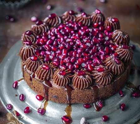 کیک شب یلدا برای مدرسه