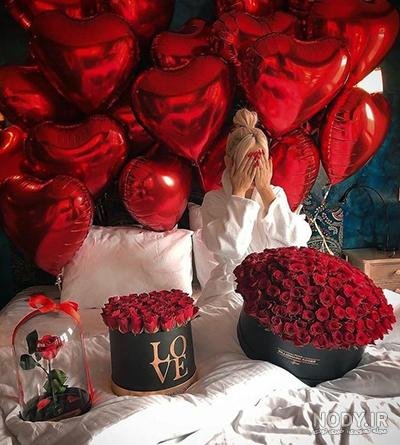  ژست عکس ولنتاین با کیک