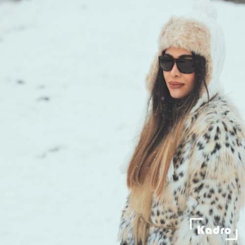  ژست عکاسی در برف دخترانه