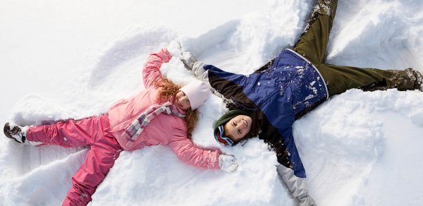  ژست عکس برفی بچه گانه
