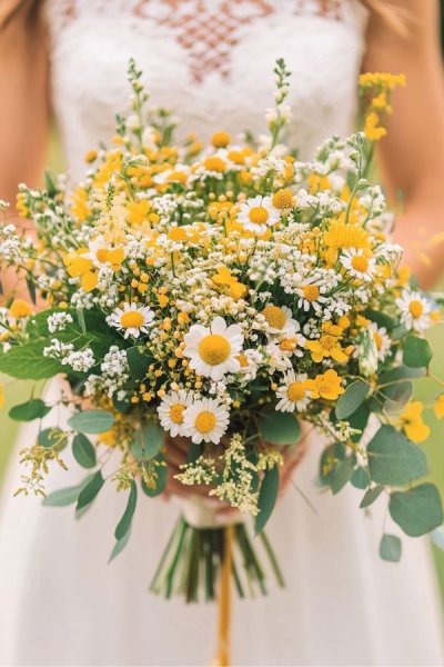  عکس با دسته گل عروس