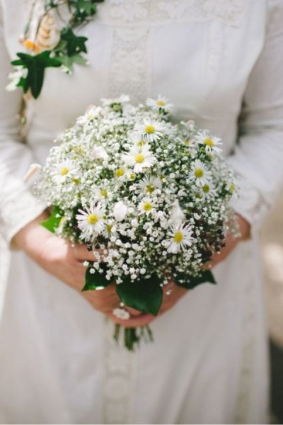  عکس با دسته گل عروس