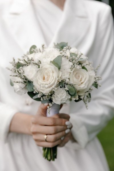  دسته گل عروس سفید