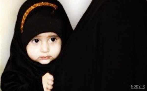 عکس مادر و فرزند با حجاب کارتونی