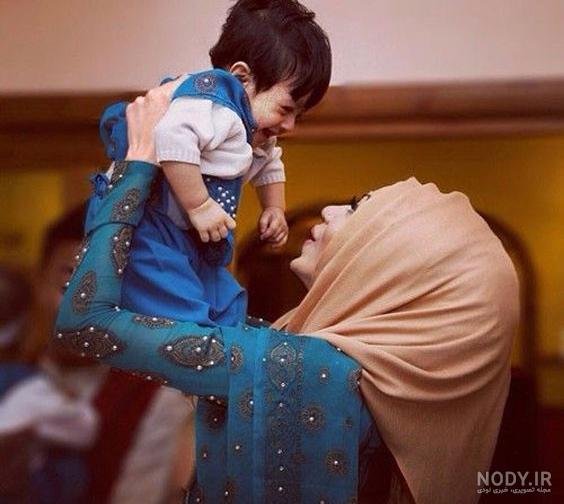 عکس مادر و فرزند با حجاب کارتونی