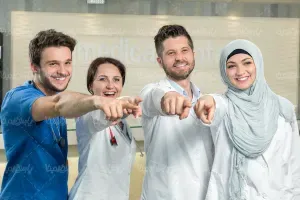  عکس خانم دکتر با حجاب