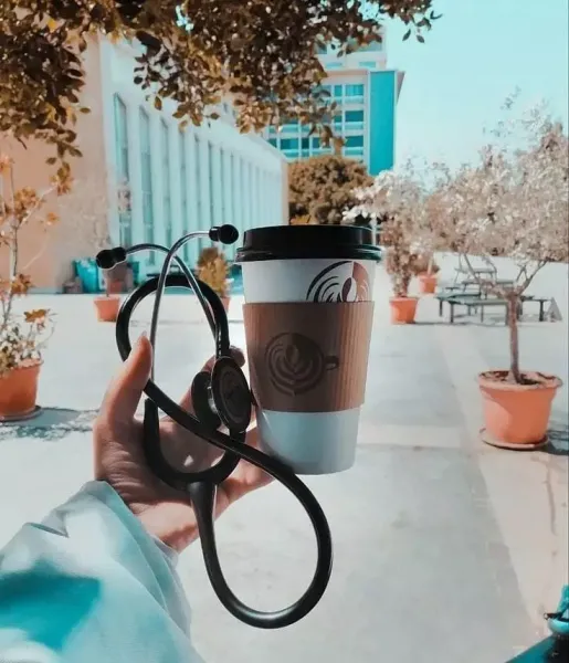  عکس خانم دکتر ایرانی برای پروفایل