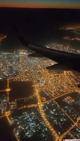 عکس داخل هواپیما در شب