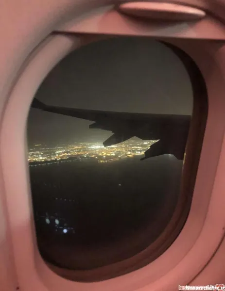  عکس داخل هواپیما در شب